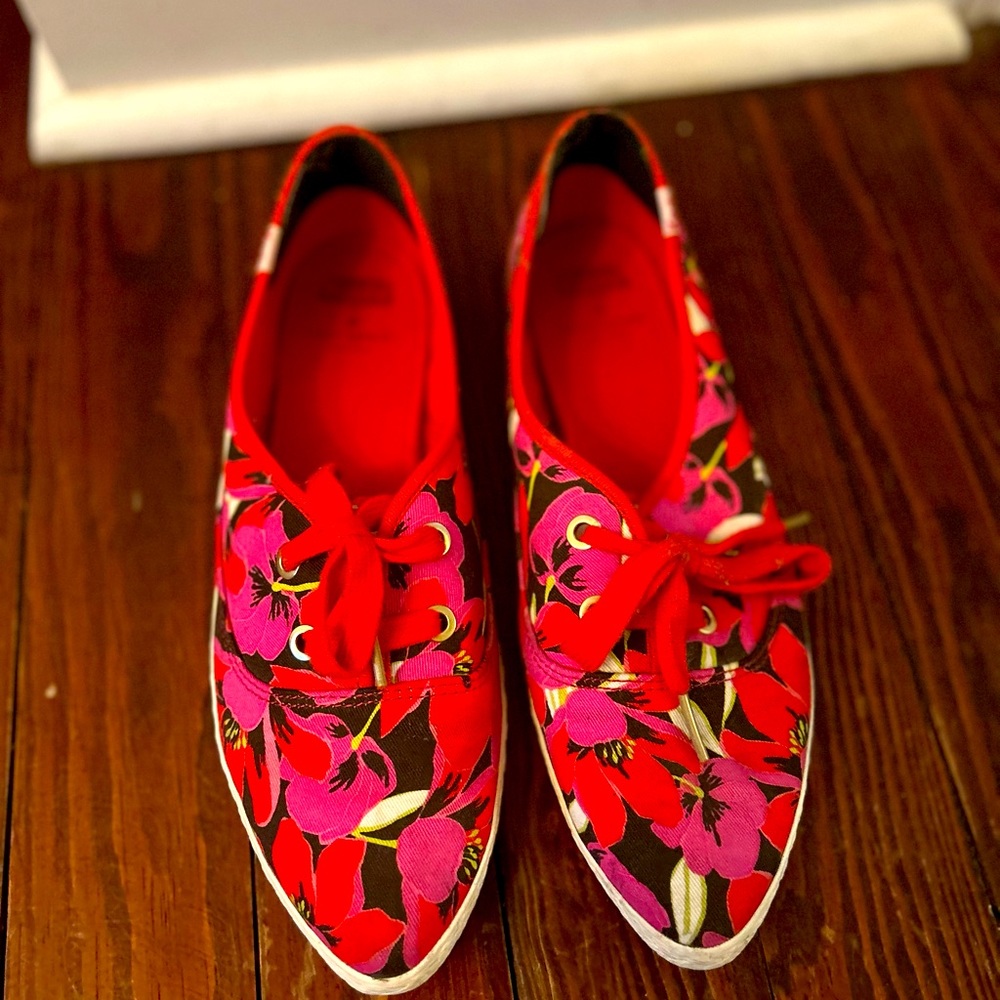 Kate Spade X Keds 10 Sneakers Pointed Toe Red Pink Black Floral Print